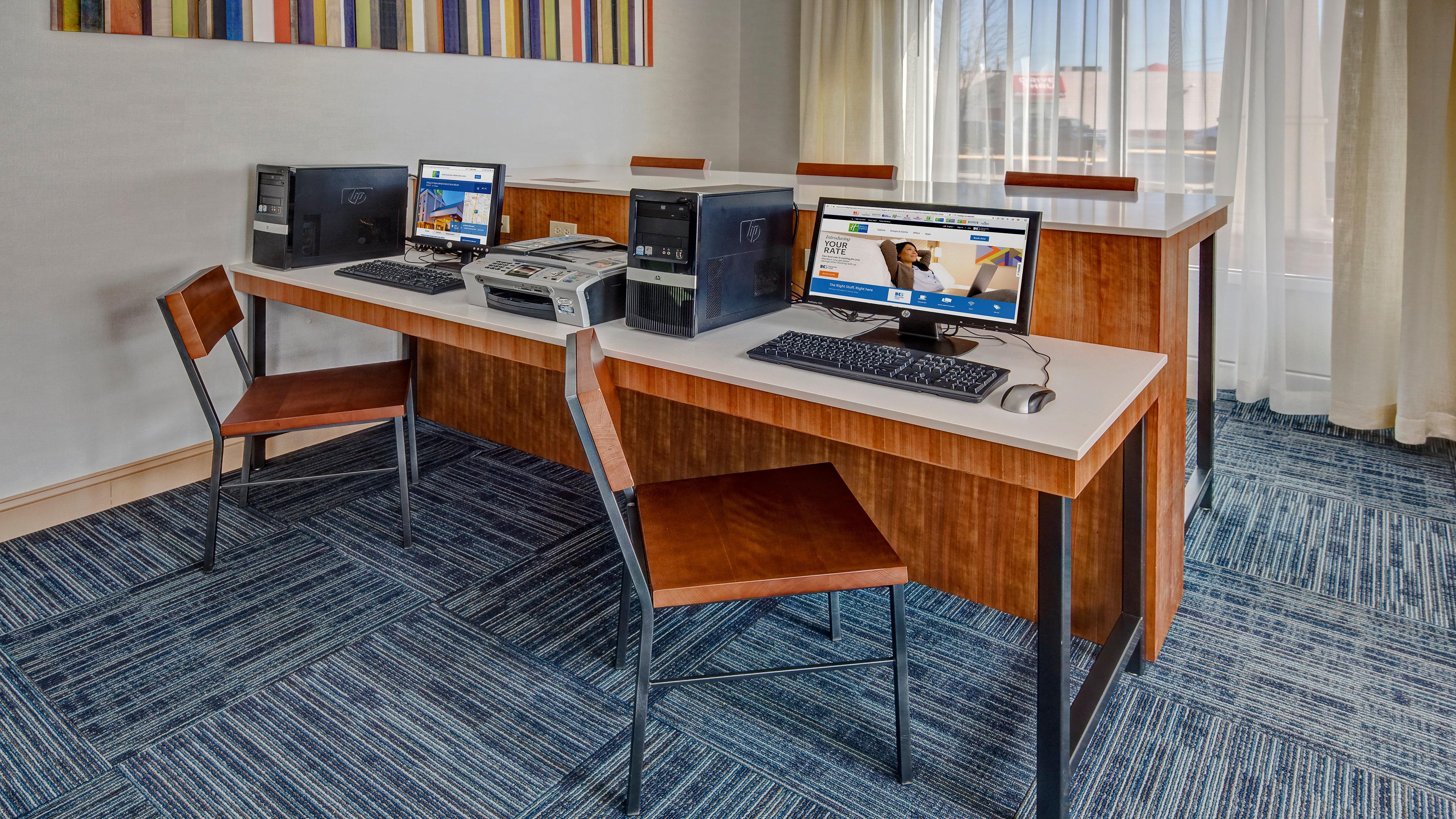Holiday Inn Express Hotel & Suites London By Ihg Ngoại thất bức ảnh