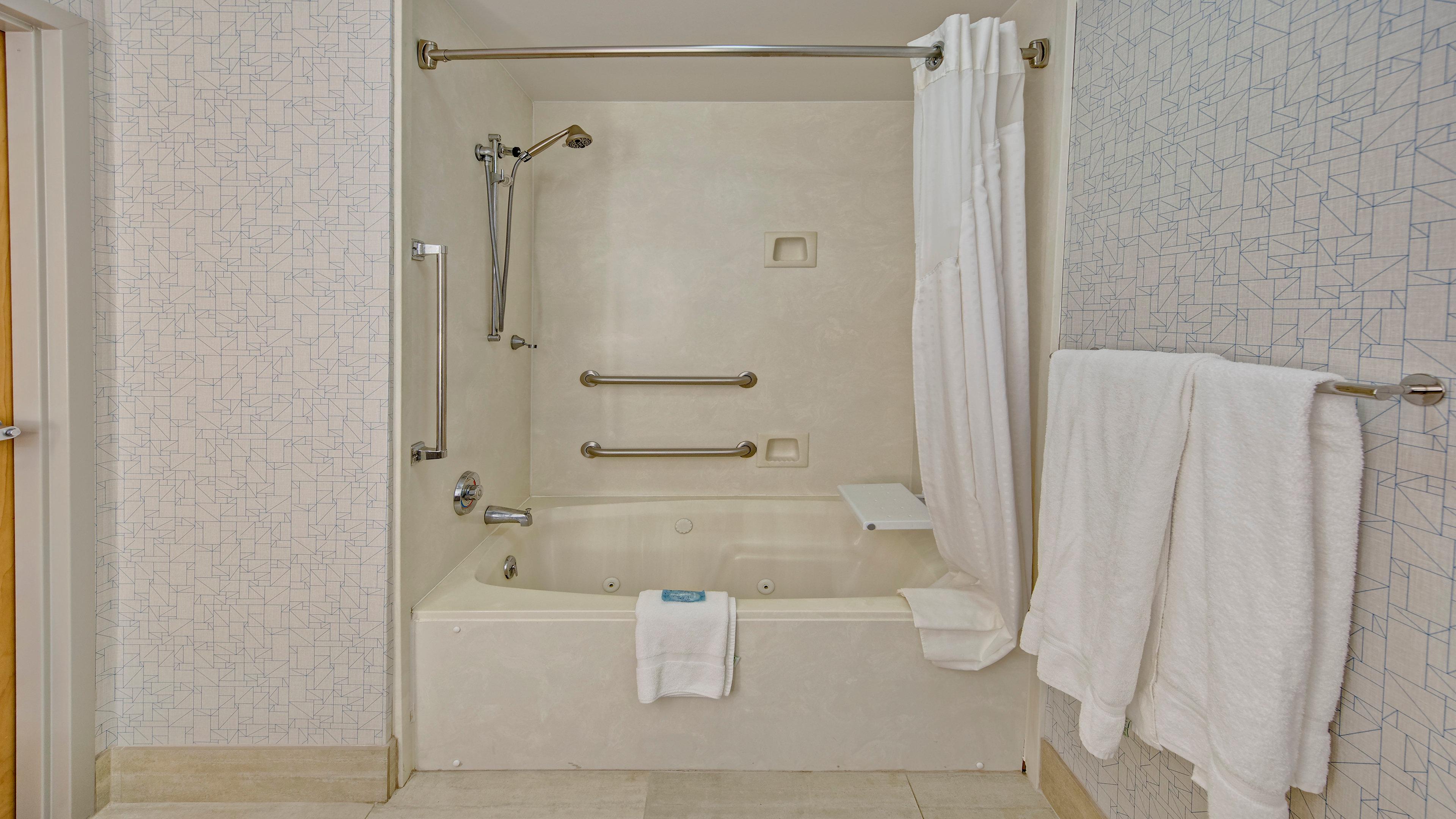 Holiday Inn Express Hotel & Suites London By Ihg Ngoại thất bức ảnh